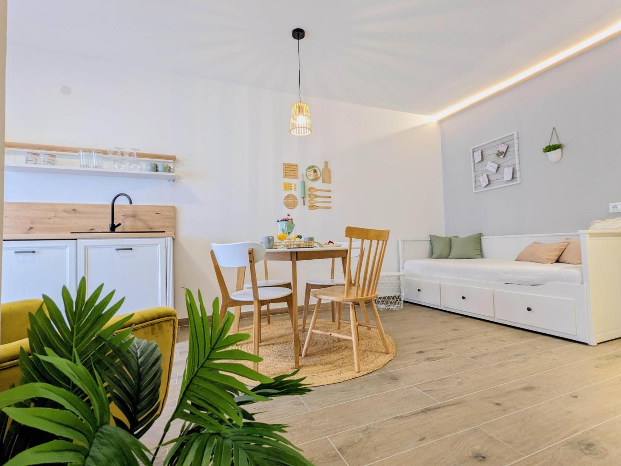 Apartments Gin & Tonic سبليت المظهر الخارجي الصورة